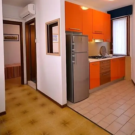 Spacious And Bright In 호텔