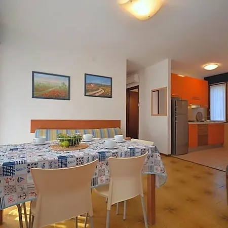 Spacious And Bright In Ξενοδοχείο